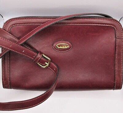 Vintage Red/Burgundy Authentic Gucci Bag 067 